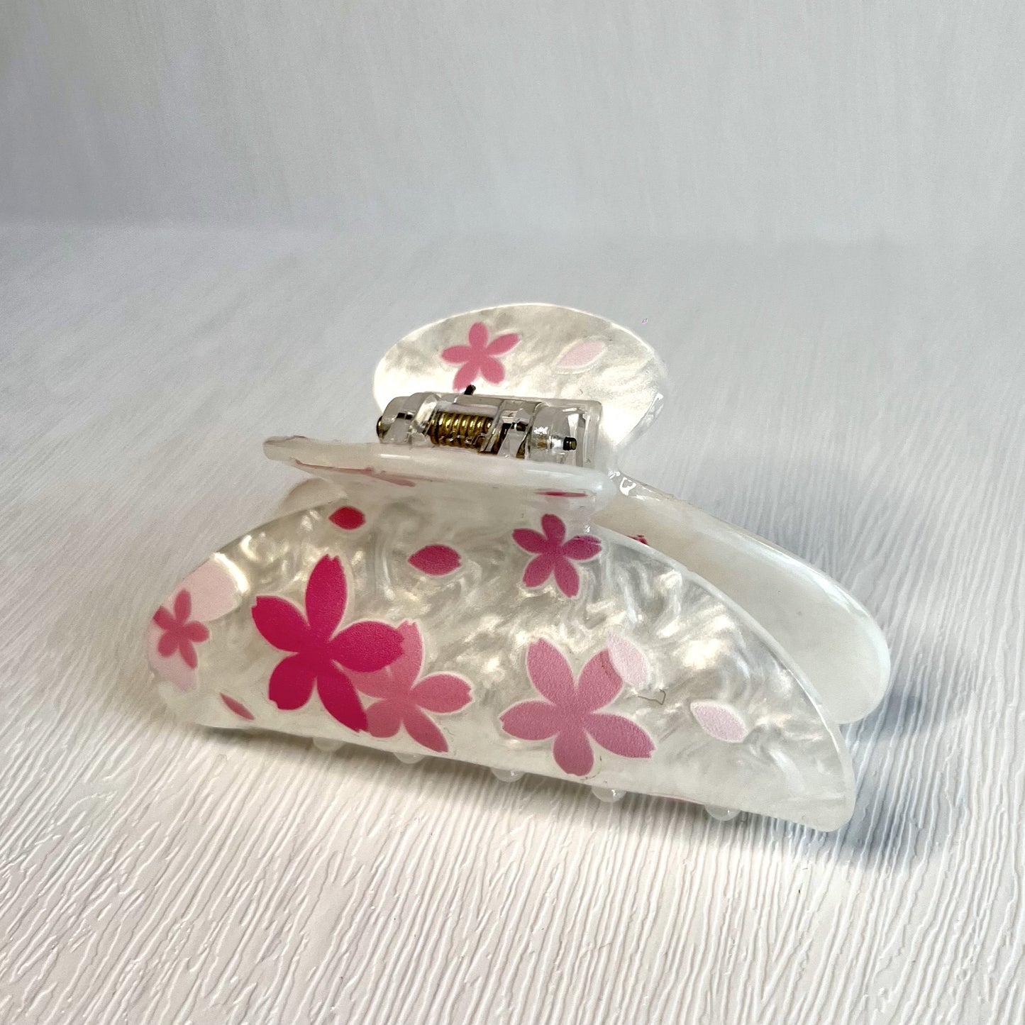 Sakura Hair Claw